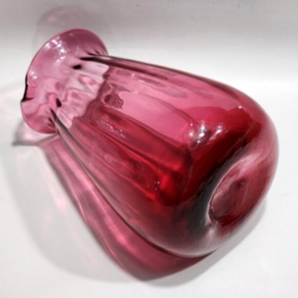 Hand-Blown Pilgrim Cranberry Style Glass Int Optic Ribbed 7" Pitcher Jug Vase - Picture 10 of 11